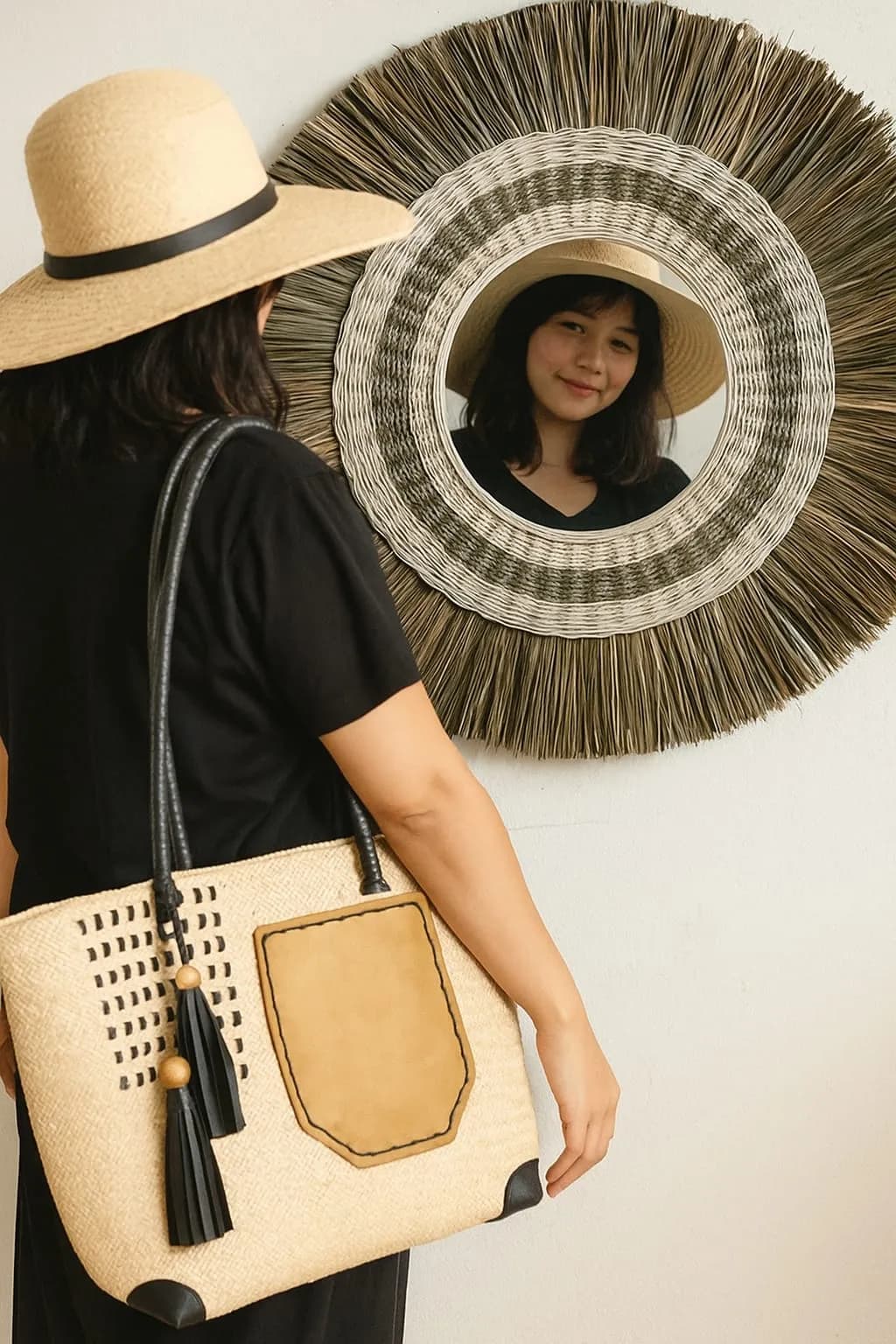 Sulu Round Woven Mirror